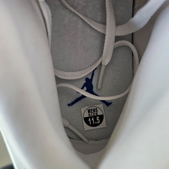 Nike Jordan 1 mid hyper royal hyper violet - Picture 6 of 9